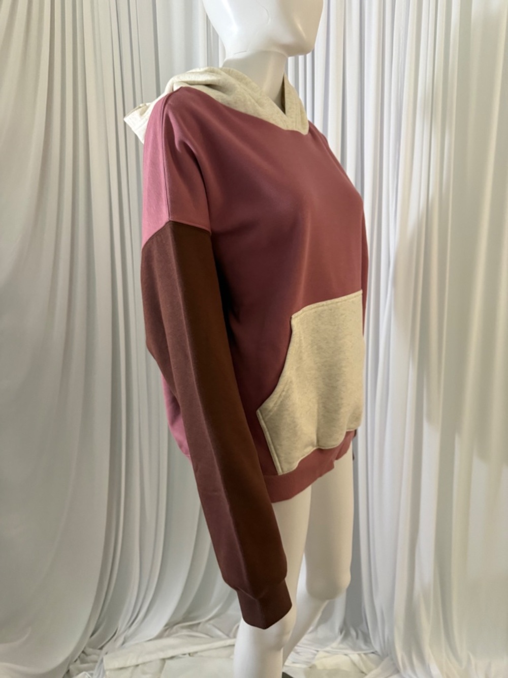 Fabletics Colorblock Pullover Hoodie Sweatshirt Mauve Brown Oatmeal Size XL NWOT - Picture 4 of 16